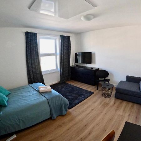 Lovely One Bedroom Flat Лондон Екстер'єр фото