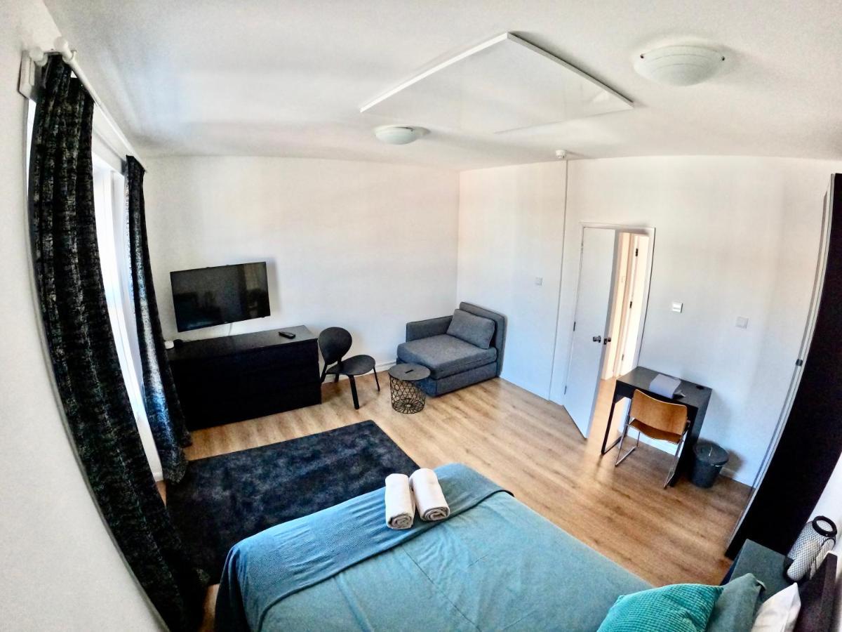 Lovely One Bedroom Flat Лондон Екстер'єр фото